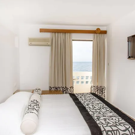Hotel Aeolos Bay 3*