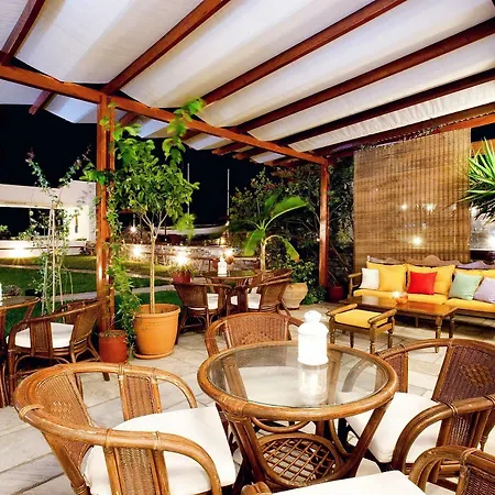 Hotel Aeolos Bay Tínos