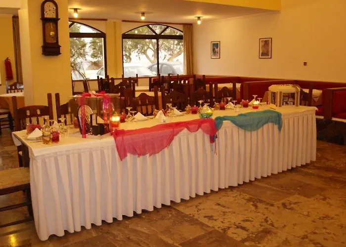 Отель Aeolos Bay 3*